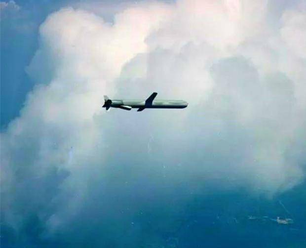 “太阳成集团tyc7111cc”
中美俄都搞高明音速武器！日本却从零开研亚音速导弹 落伍了15年(图4)